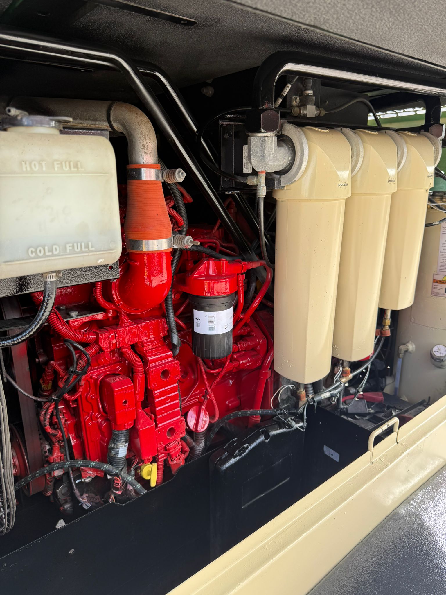 2016 Doosan P425/HP375WCU-T4I Air Compressor