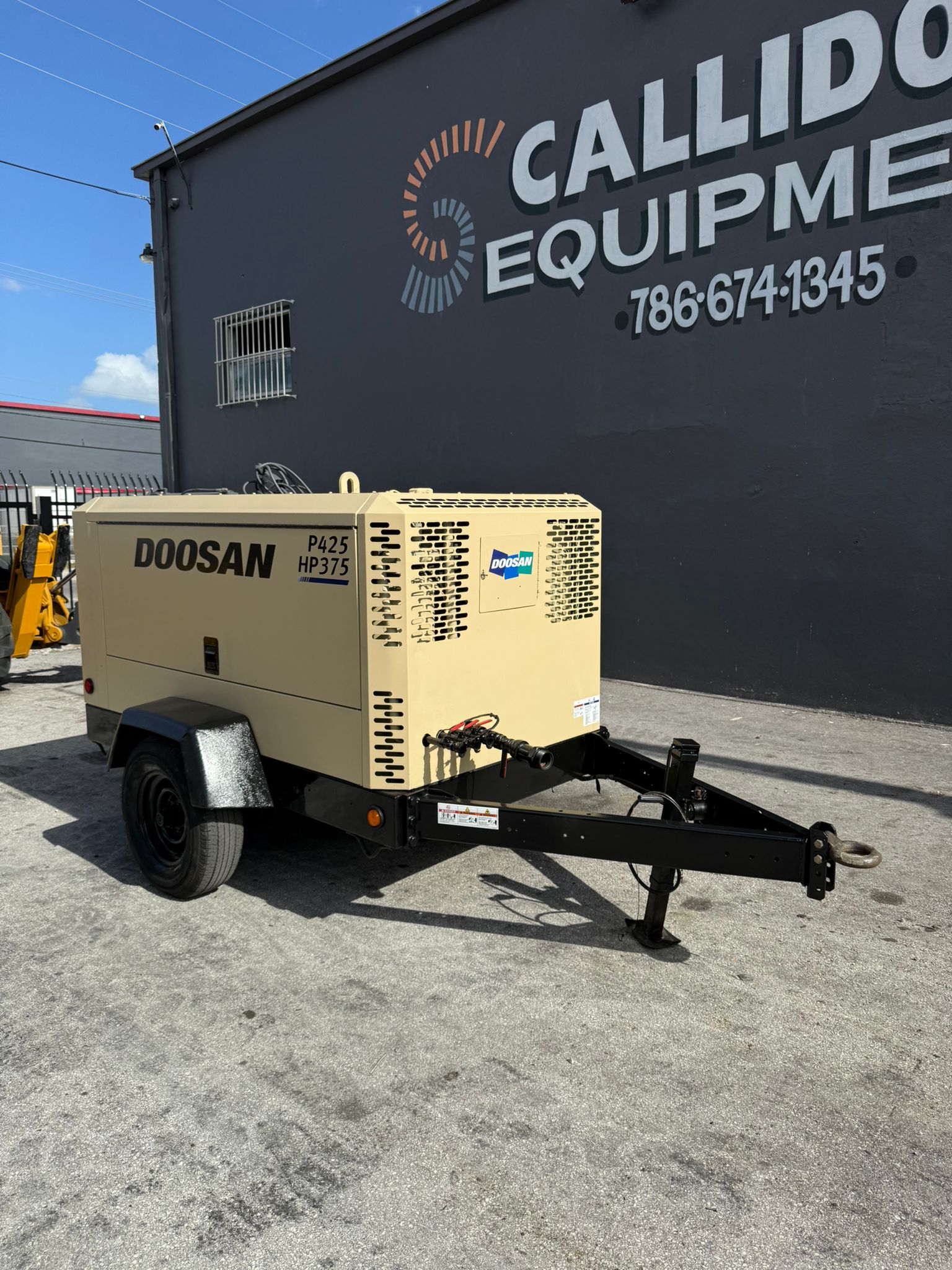 2016 Doosan P425/HP375WCU-T4I Air Compressor