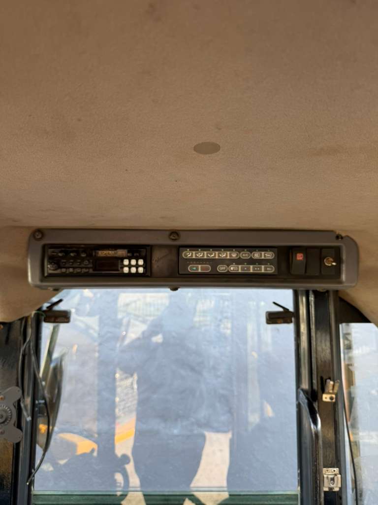 2007 Komatsu WA320-5L Wheel Loader