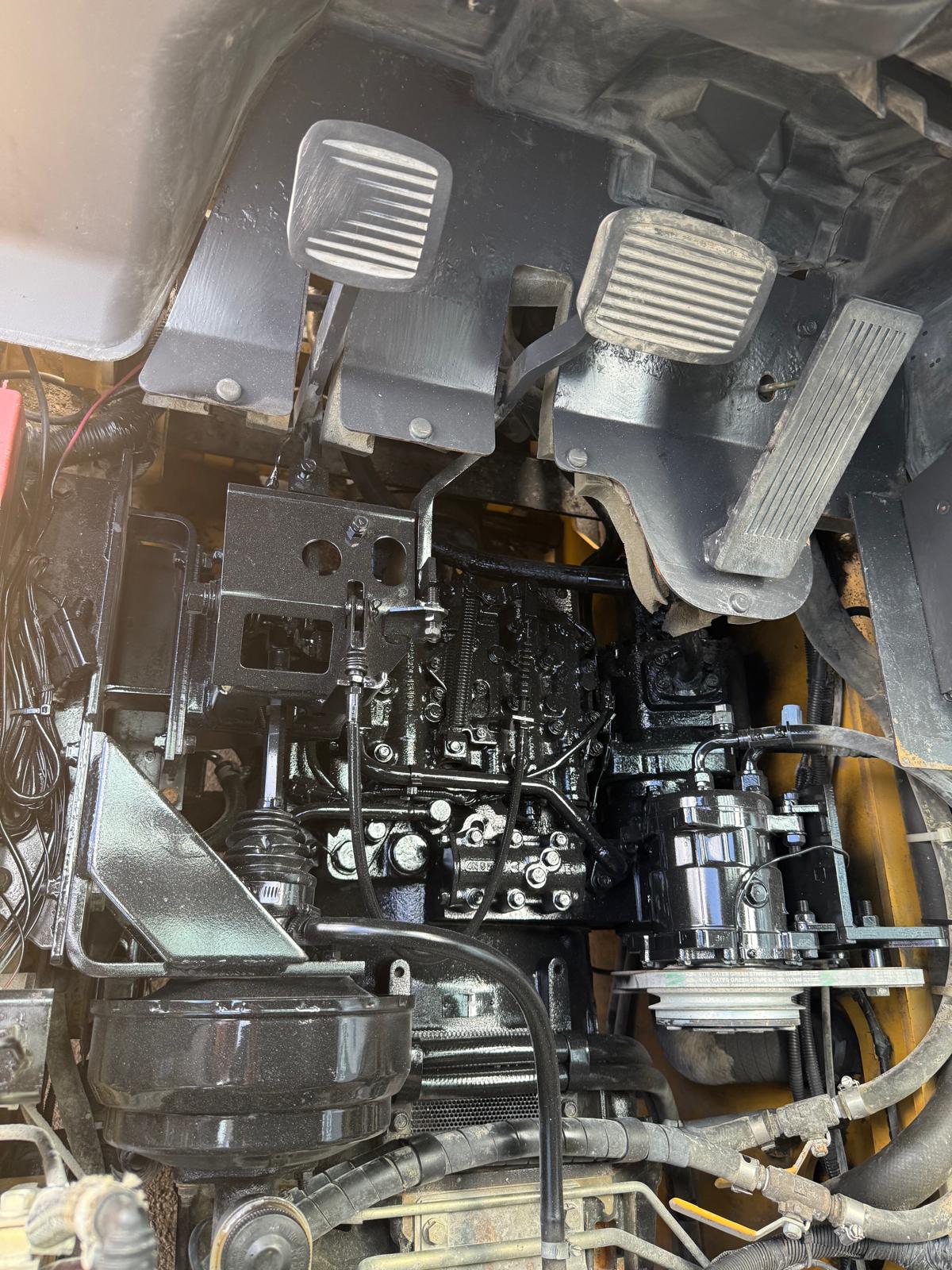 2014 Cat DP70N Diesel Forklift