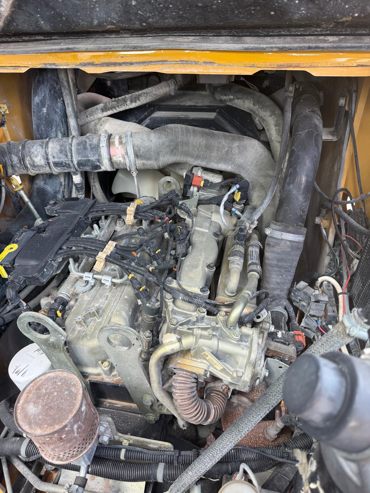 2014 Cat DP70N Diesel Forklift